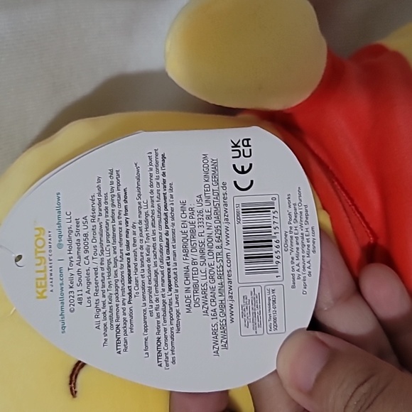 ‼️FINAL SALE‼️💛❤️Winnie the Pooh Hugmees by Squishmallows - Picture 4 of 4
